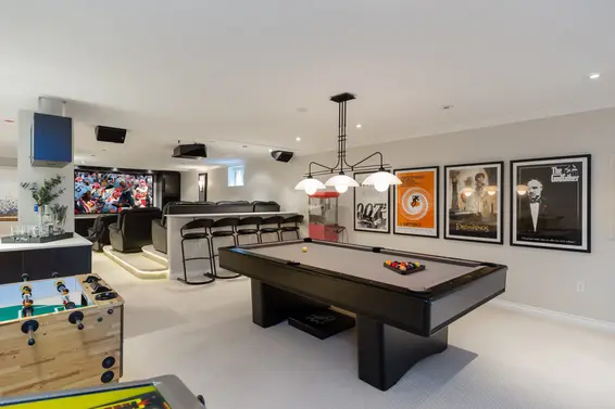 Media/Games Room - 998 Dempsey Road, North Vancouver  