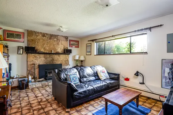 Recreation Room - 3639 Campbell Avenue, North Vancouver  