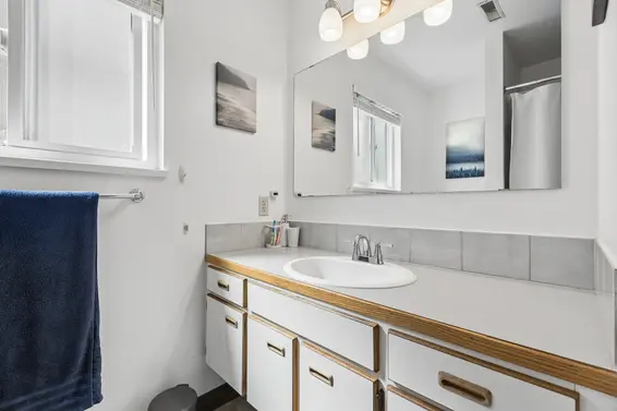 1678 Depmsey Road, North Vancouver For Sale - image 36