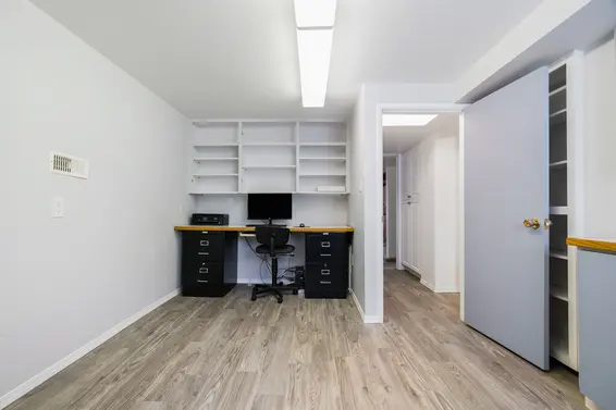 501 West St James Road, North Vancouver For Sale - image 41
