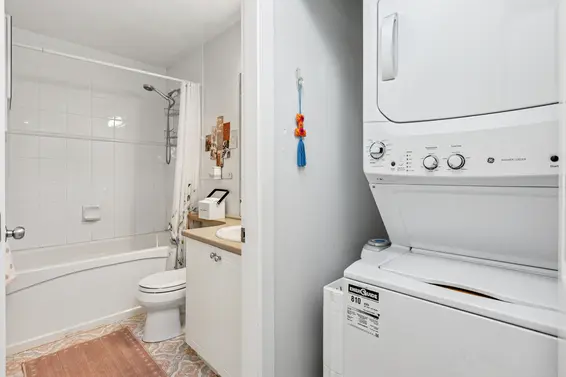 404 183 West 23rd Street, North Vancouver For Sale - image 22