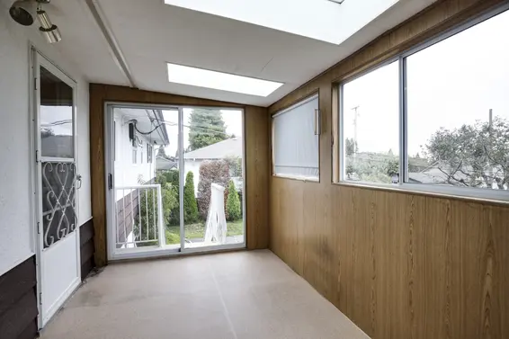 625 East 16th Street, North Vancouver For Sale - image 12