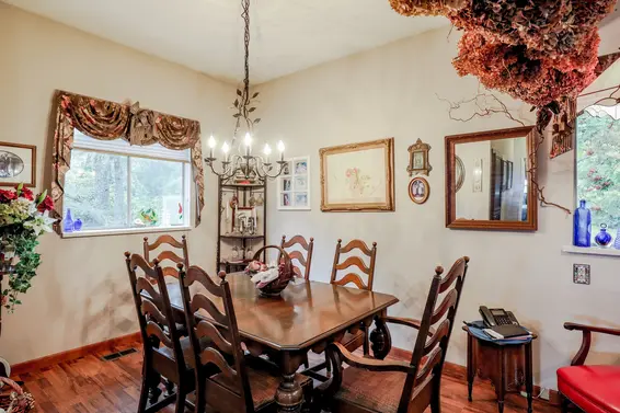 Dining Room - 868 Drayton Street, North Vancouver  