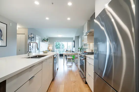 211 1496 Charlotte Road, North Vancouver For Sale - image 2