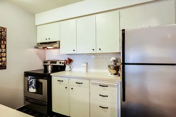 303-120 West 17th Street, North Vancouver For Sale - image 3