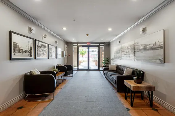 218 332 Lonsdale Avenue, North Vancouver For Sale - image 1