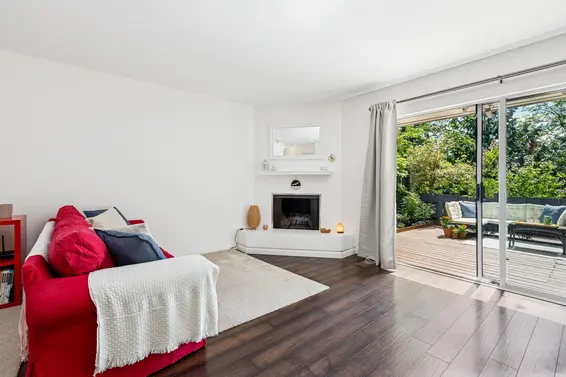 4611 Hoskins Road, North Vancouver For Sale - image 4