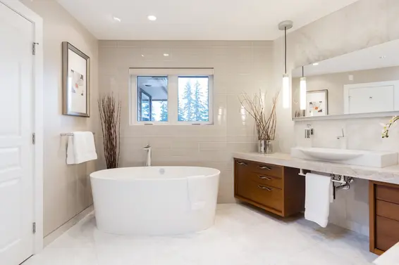 Master Bedroom Ensuite - 998 Dempsey Road, North Vancouver  