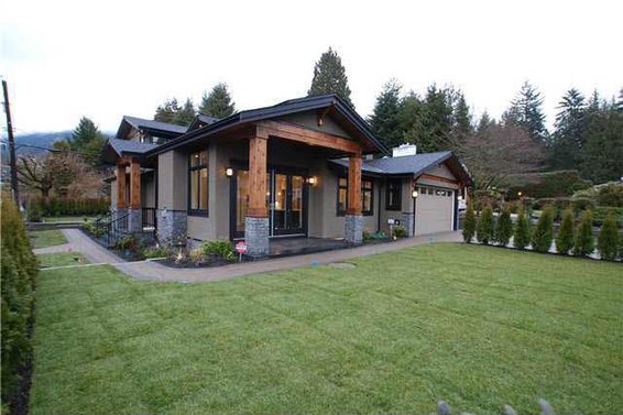 4020 Glenview Crescent, North Vancouver