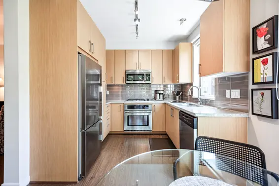 311 119 West 22nd Street, North Vancouver For Sale - image 12