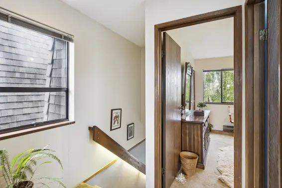 2 220 West 16th Street, North Vancouver For Sale - image 19