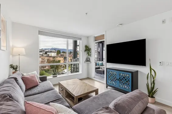 511 108 East 8th Street, North Vancouver For Sale - image 4