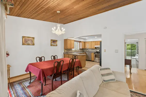 5609 White Pine Lane, North Vancouver For Sale - image 12
