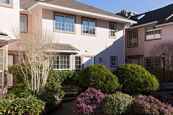 4-225 West 16th Street, North Vancouver For Sale - image 1