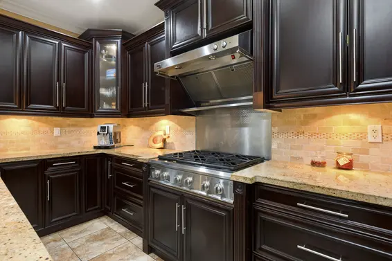 418 East 13th Street, North Vancouver For Sale - image 15