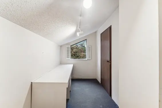 1494 Ross Road, North Vancouver For Sale - image 28