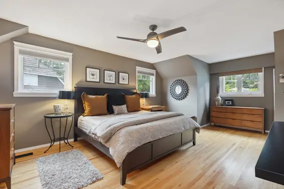 4081 Ruby Avenue, North Vancouver For Sale - image 18