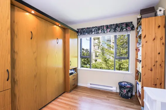 Bedroom - 209-175 East 10th Street  