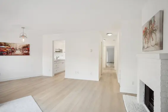 15 251 West 14th Street, North Vancouver For Sale - image 8