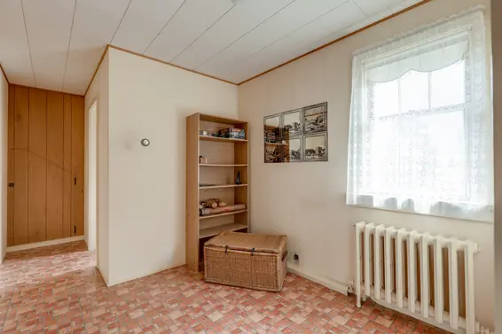 352 East 24th Street, North Vancouver - open area 2  