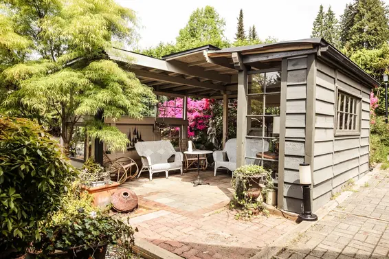 125 Carisbrooke Crescent, North Vancouver For Sale - image 33