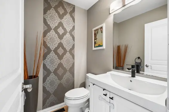 104 225 East 6th Street, North Vancouver For Sale - image 14