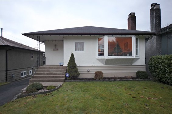 3519 Norwood Avenue, North Vancouver