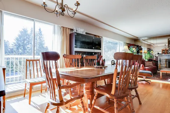 Dining Room - 926 East 29th Street, North Vancouver  