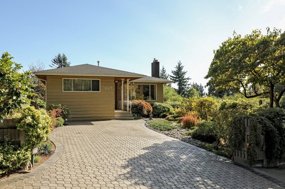 439 East 19th Street, North Vancouver