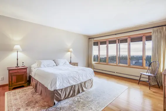 2022 Blairview Avenue, North Vancouver For Sale - image 28