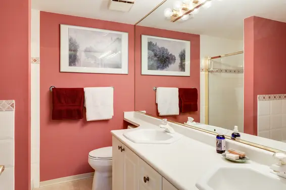 Master Ensuite - 303-3658 Banff Court, North Vancouver  