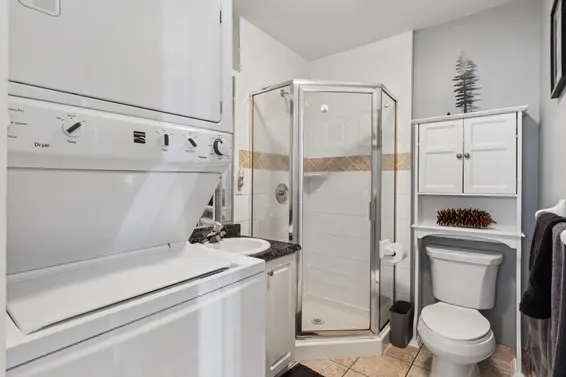 407 East 1st Street, North Vancouver For Sale - image 22