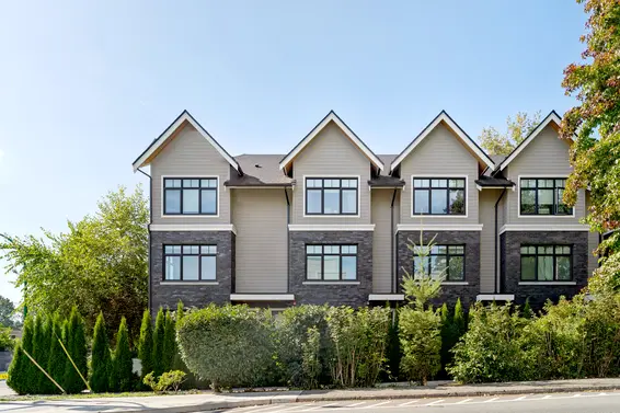 19 1960 Glenaire Drive, North Vancouver