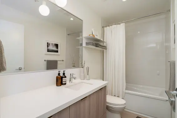 202 3602 Aldercrest Drive, North Vancouver For Sale - image 33