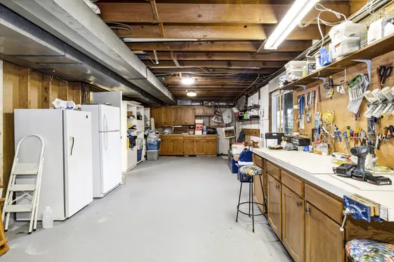 693 East Kings Road, North Vancouver For Sale - image 39