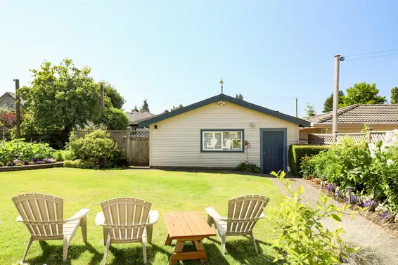 Yard - 453 East 16th Street, North Vancouver  