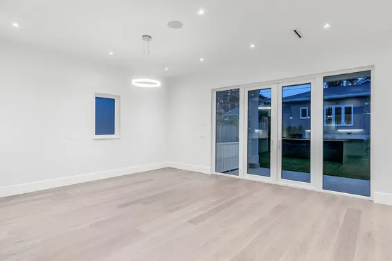 Great Room - 528 East 11th Street, North Vancouver  