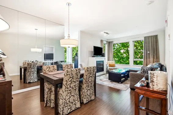 311 119 West 22nd Street, North Vancouver For Sale - image 2