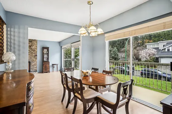 2541 Hyannis Point, North Vancouver For Sale - image 6
