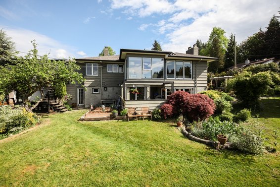 125 Carisbrooke Crescent, North Vancouver