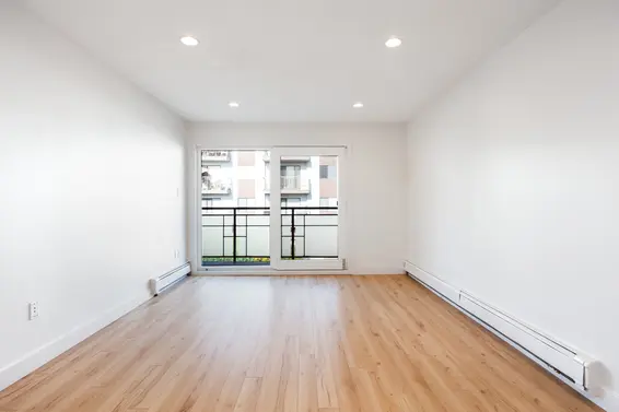 Living Room - 307-360 East 2nd Street, North Vancouver  