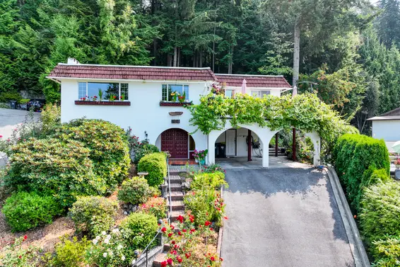 704 Maurelle Court, North Vancouver