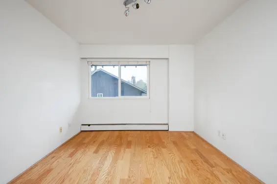 801-555 West 28th Street, North Vancouver - Master Bedroom  