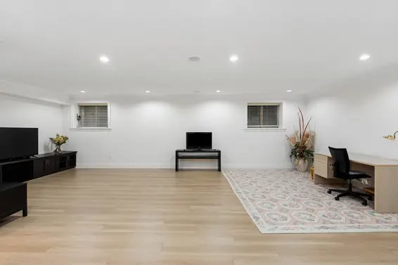 418 East 13th Street, North Vancouver For Sale - image 47