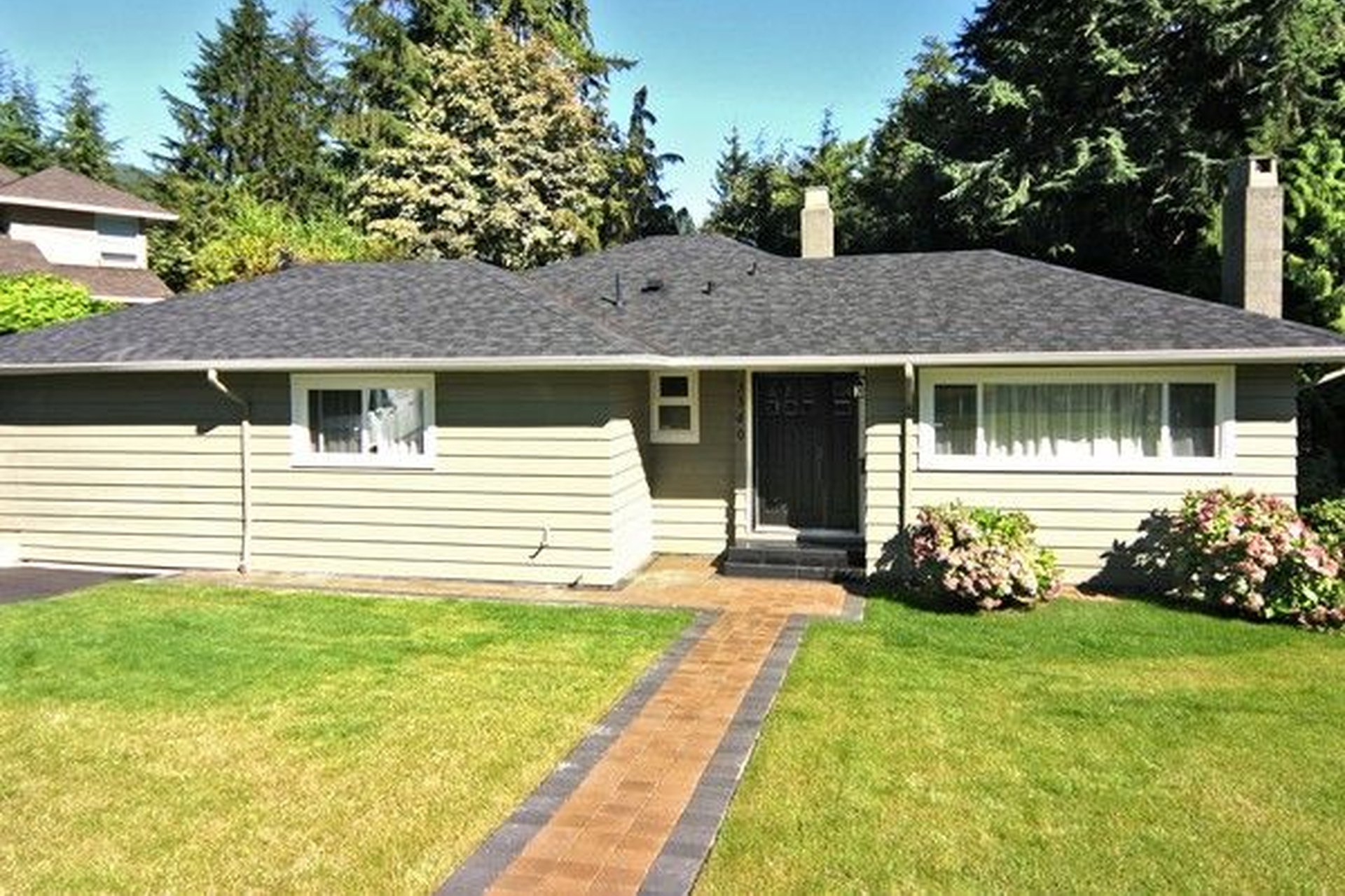 3340 Vale Court, North Vancouver SOLD Price? Contact Us.