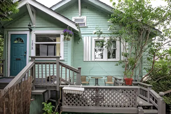 1278 Argyle Road, North Vancouver For Sale - image 1