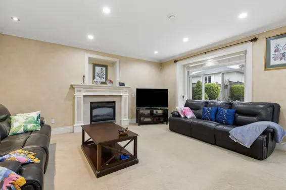 418 East 13th Street, North Vancouver For Sale - image 21