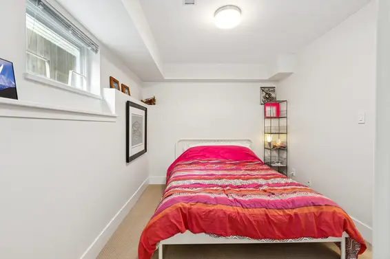 239 West 22nd Street, North Vancouver For Sale - image 35