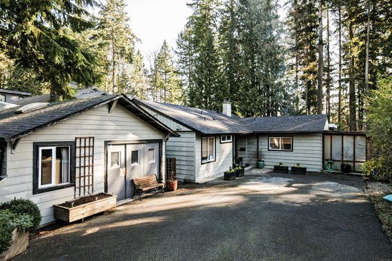 1072 Arborlynn Drive, North Vancouver