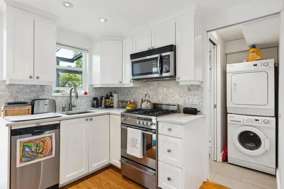 1170 Beaufort Road, North Vancouver For Sale - image 44
